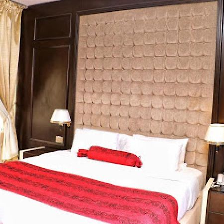 Room In Lodge - Best Western Plus-Ibadan Exterior photo