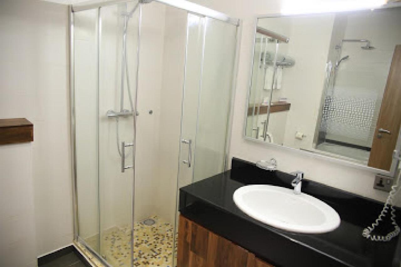 Room In Lodge - Best Western Plus-Ibadan Exterior photo