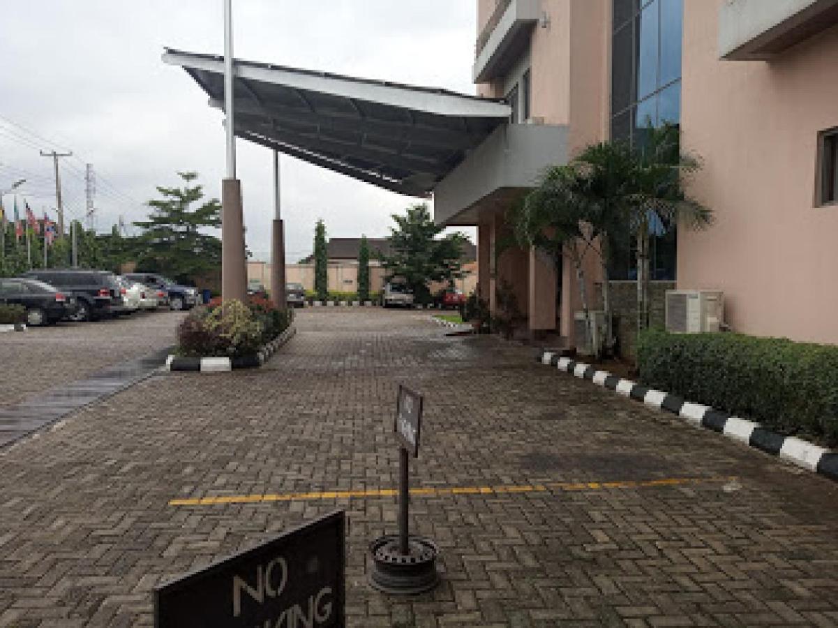 Room In Lodge - Best Western Plus-Ibadan Exterior photo
