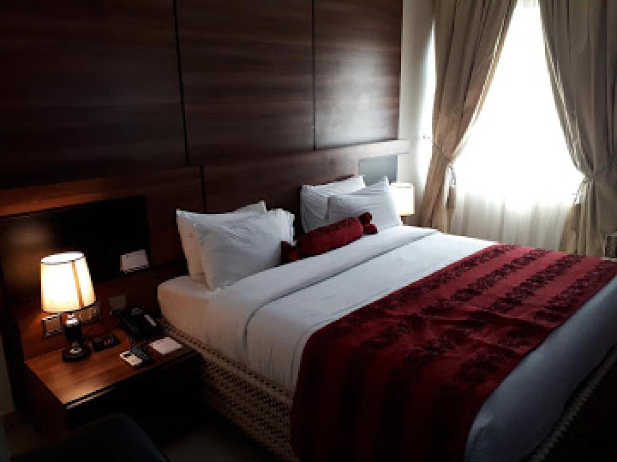 Room In Lodge - Best Western Plus-Ibadan Exterior photo