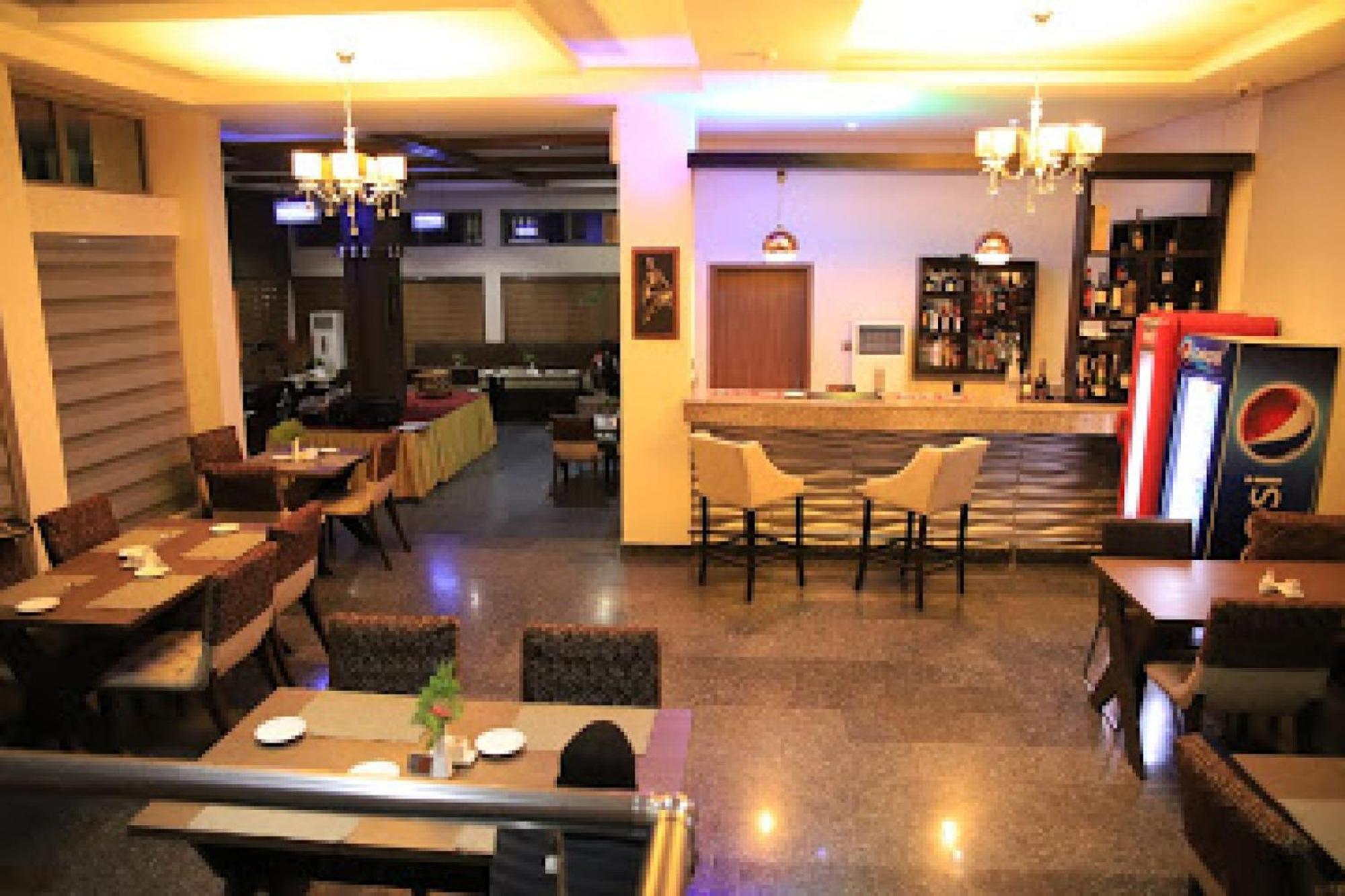 Room In Lodge - Best Western Plus-Ibadan Exterior photo